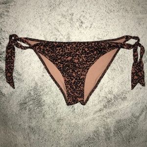 H & M Leopard Print Bikini Bottoms Size 4 New